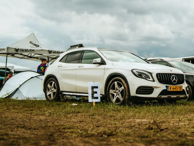 lir26 services thumbnail car tent 1