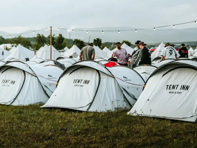 lir26 services thumbnail tent inn 1