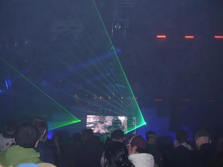 2004