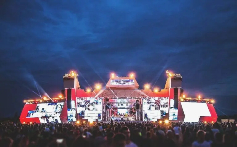 2015
