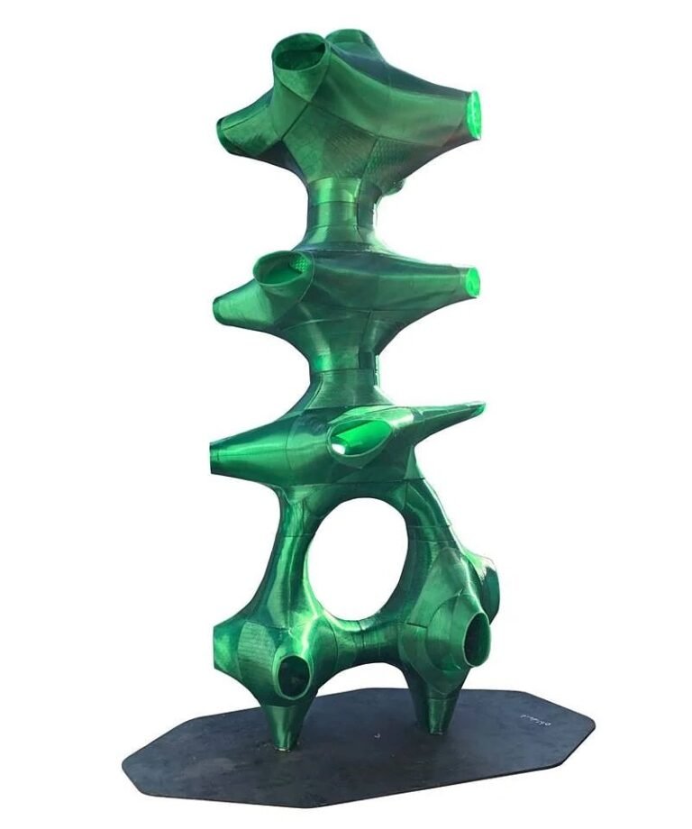 g09