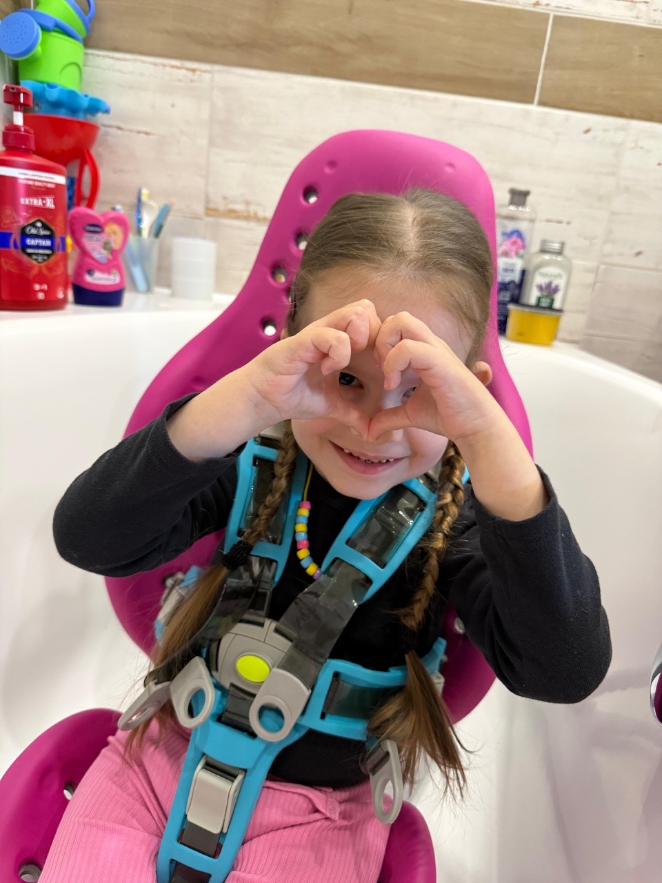 RollinCharity_2025_Nelinka